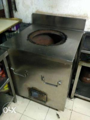 Tandoor for commercial kitchen