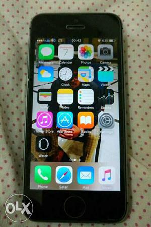 Apple Iphone 5s full kit 5month old he argent sell 32gb