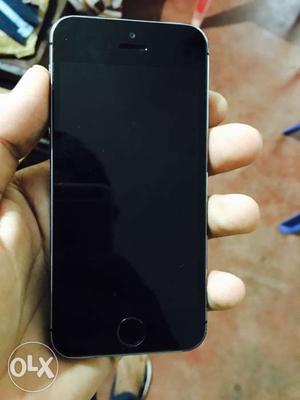 Iphone 5s 16gb space grey Neat phone No