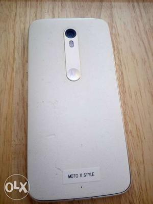 Moto X style Easy payment options and awtely mint