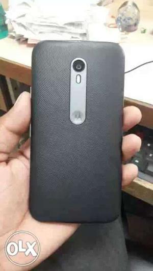 Moto g tarbo edition charger or earphones nhi h