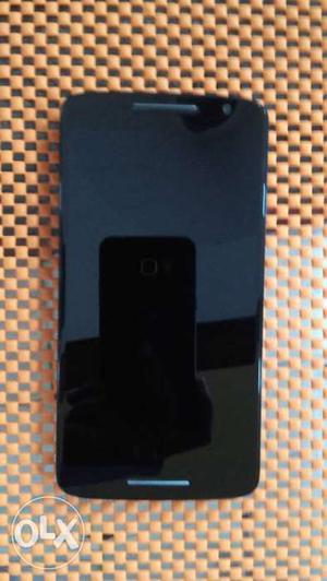 Moto x play phone in good condition