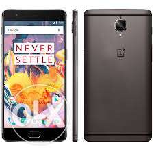 One Plus 3T Grey 6GB 64GB with warranty of 6months