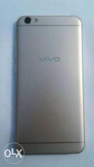 Vive v5 plus, in mint condition. 0nly 6 month