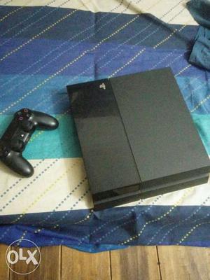 1.5 years old ps4 for sell 15k