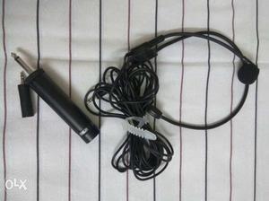 Ahuja microphone for recording audio