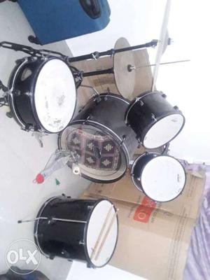 Black Drum Kit With 3-piece Cymbals Set