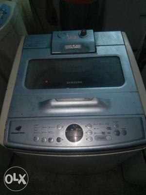 Gray Top-load Clothes Washer of Samsung company in super