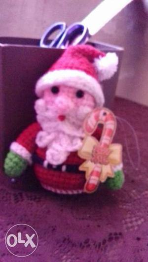 Little crochet Santas for Christmas