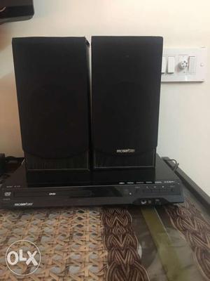 Moserbeer cd player with two speakers properly