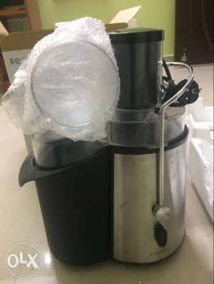 New juicer (used once only) price negotiable