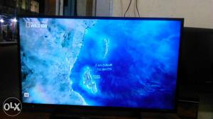 Panasonic 40 inch led in mint condition. don't