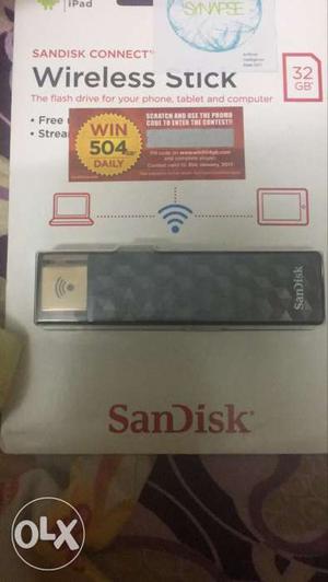 SanDisk 32 gb Wireless Flash drive