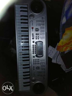 Silver piano Electronic Keyboard
