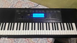 Synthesizer in good condition