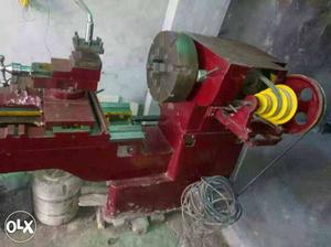 10ft lathe machine in good condition