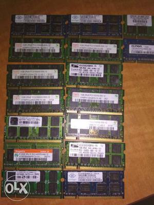 1GB DDR 2 laptop Ram 16 no, so each 400