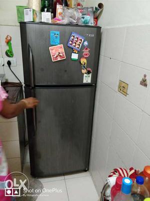Croma fridge 4 years old pick by 20th Dec