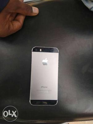 Good condition urgent sell I phone 5s black