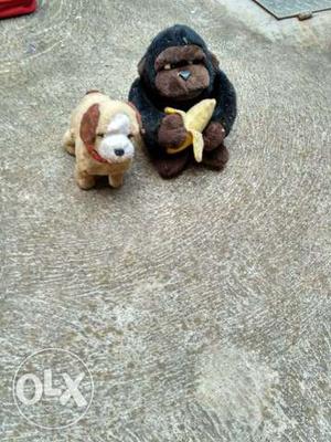 Gorilla doll toy and,electric barking and jumping toy dog