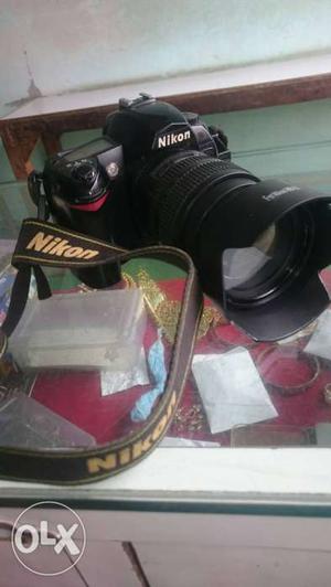 Nikon d70s 2 year old very good condition .4
