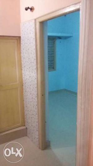 Rent sinhle room in 2bhk house near hrs layout