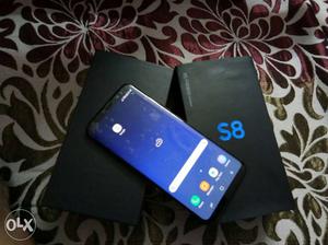 Samsung galaxy s8 in brand new condition complete