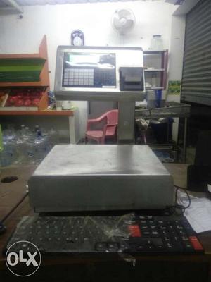 Weighting machine with thermal printer.. only 6