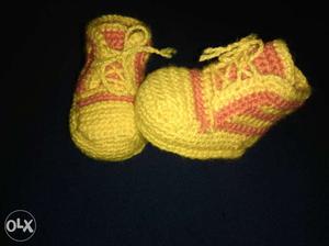Baby's Crochet Yellow-and-pink shoes