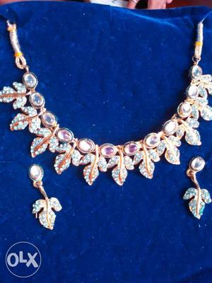 Gold-colored Diamond Encrusted Chandelier Necklace