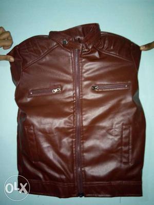 Leather jacket in owsm fiting... jenune customer