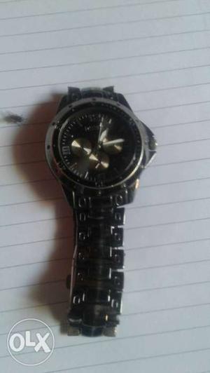 This is nice Rosar watch. it looks very cool.