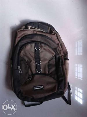 Travel or college bag only 2 times used good