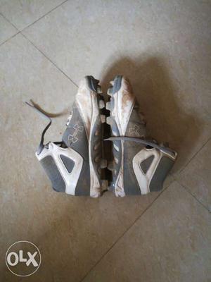 Under armour steads in very good condition