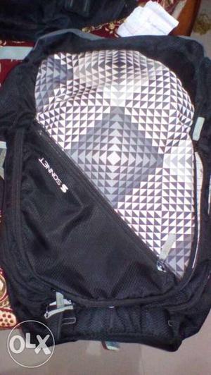 White And Gray Sonnet Backpack