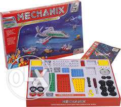 1 year old Mechanix Toy Box