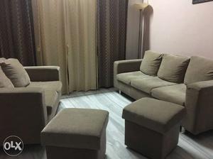 3+2 seater sofa with 2 puffs