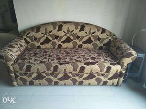 Brown 5 seater sofa with good condition sell urgent