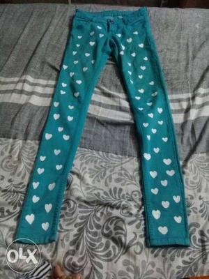 Good quality jeans... turquoise blue in colour
