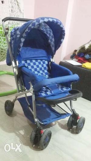 Mee mee baby pram- only 3 months used-perfect