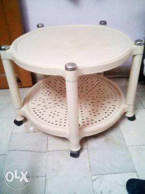 Plastic movable table