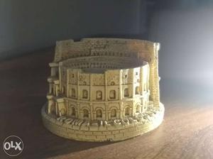 ROMA-IL COLOSSEO bought it in France selling for