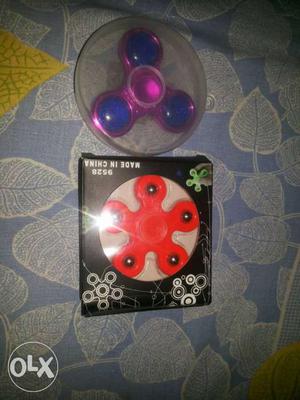 Red 5-lobe Fidget Spinner And 3-lobe Spinner