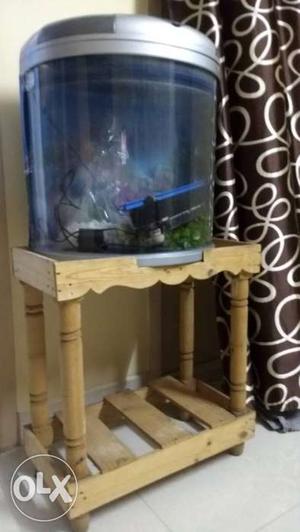 Semi cylindrical shape fish tank with all