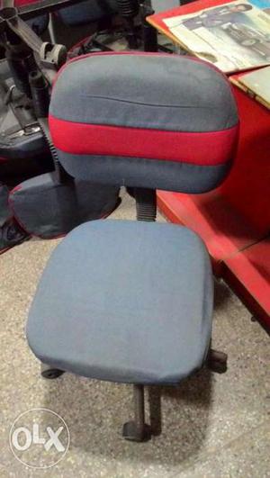 Used Rotating Chairs in good and running condition