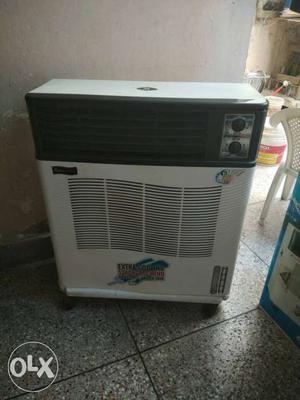 Avis Hitek Room Air Cooler having efficient