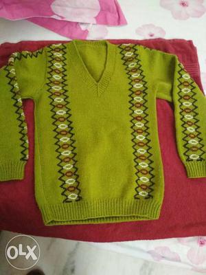 Kids 8 to 10 year Sweater