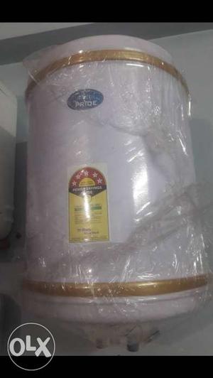 New Geyser (water heater) 25 litre with 2 Year warranty &