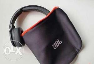 New pack peice jbl Headphone Bag (black)