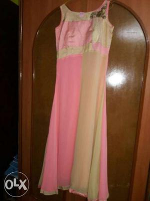 Pink And White Crew-neck Sleeveless Midi Dress